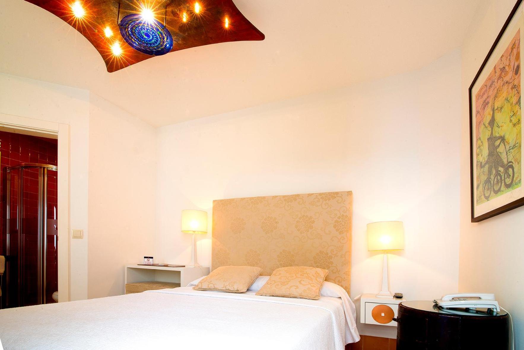קוניל דה לה פרונטרה Hostal Casa Alborada מראה חיצוני תמונה