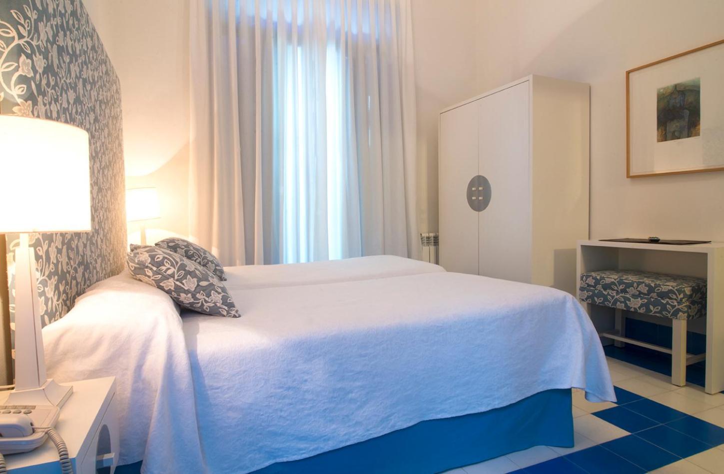 קוניל דה לה פרונטרה Hostal Casa Alborada מראה חיצוני תמונה