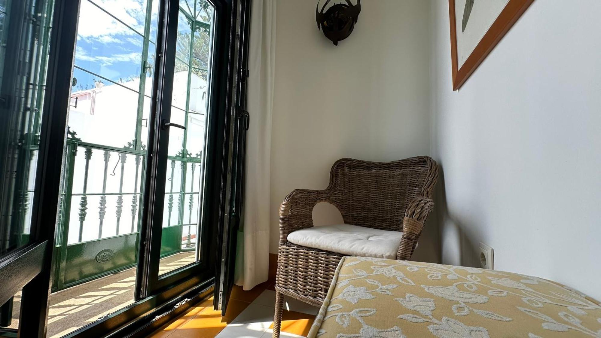 קוניל דה לה פרונטרה Hostal Casa Alborada מראה חיצוני תמונה