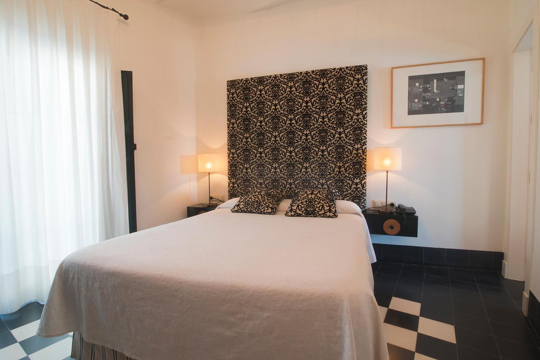 קוניל דה לה פרונטרה Hostal Casa Alborada מראה חיצוני תמונה